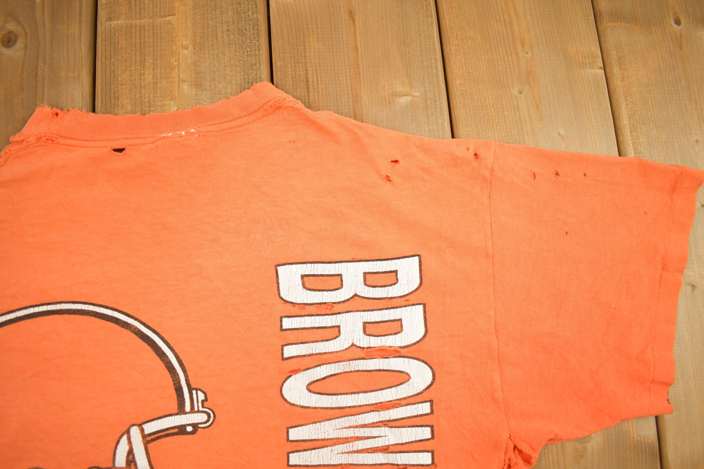 Vintage 1990s Cleveland Browns NFL Logo 7 Graphic T-Shirt / Made In USA / Single Stitch / NFL / 90s Streetwear / Sportswear / Thrashed