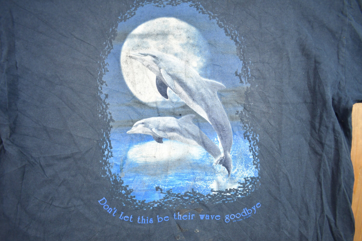 Vintage 1990s Leaping Dolphins Graphic T-Shirt / Made In USA / Single Stitch / Streetwear / Nature T Shirt / Outdoorsman