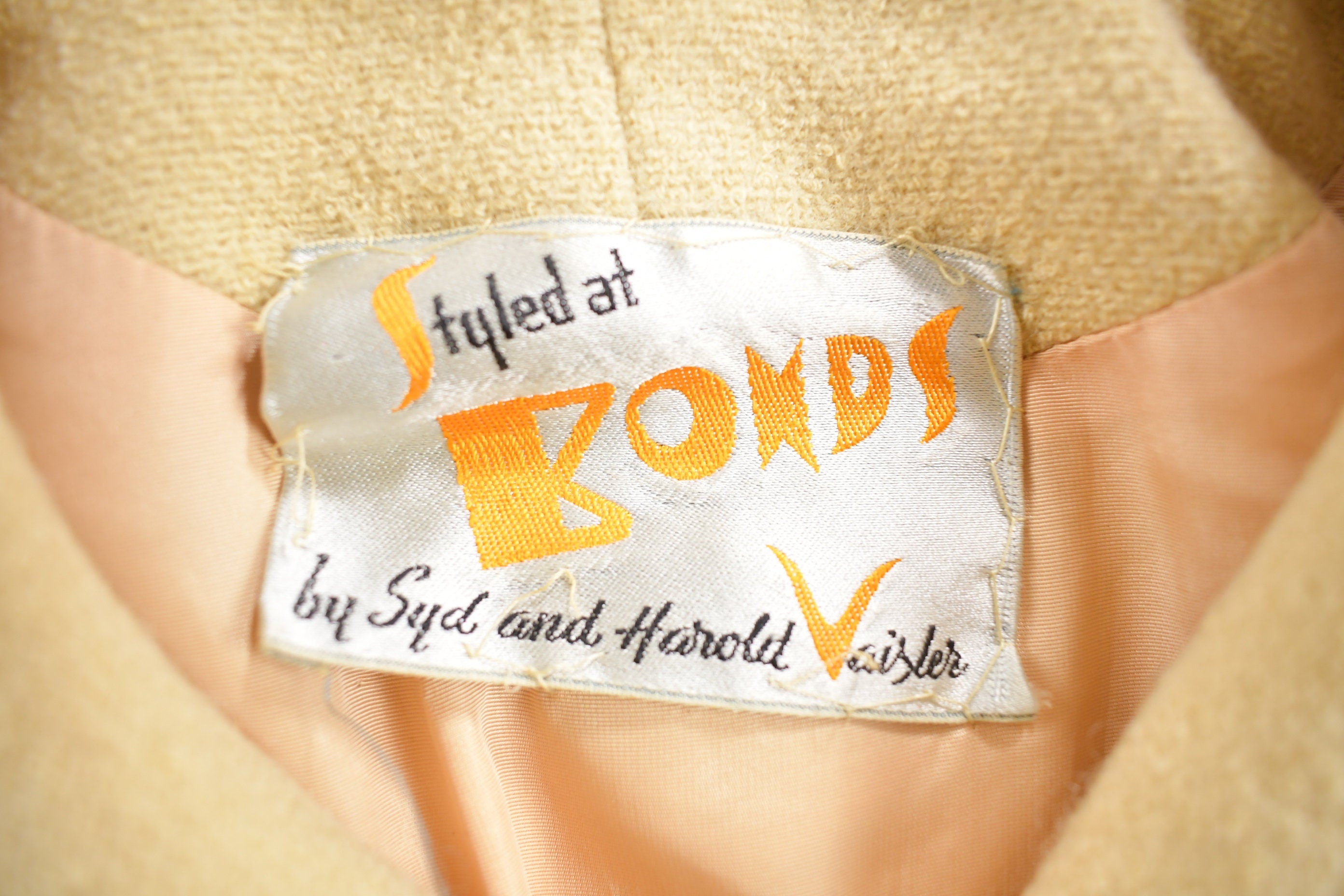 Vintage 1960s Bonds Full Length Off White Wool Coat