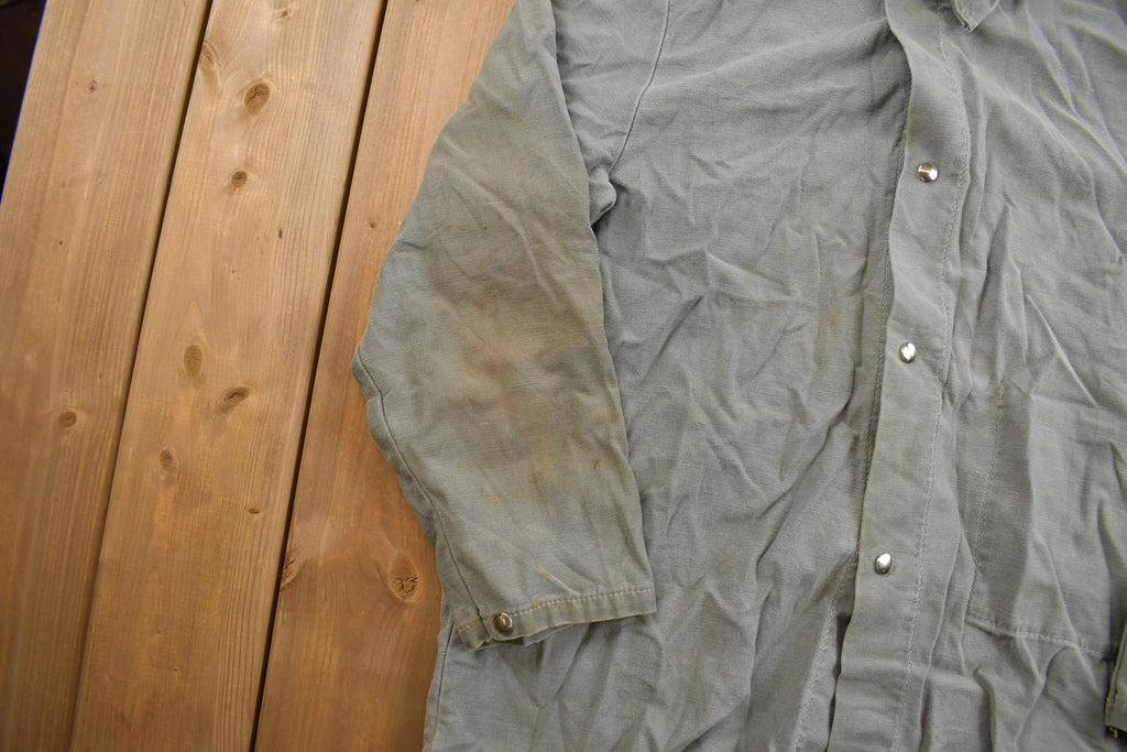 Vintage 1960s Grey Button Up Shirt