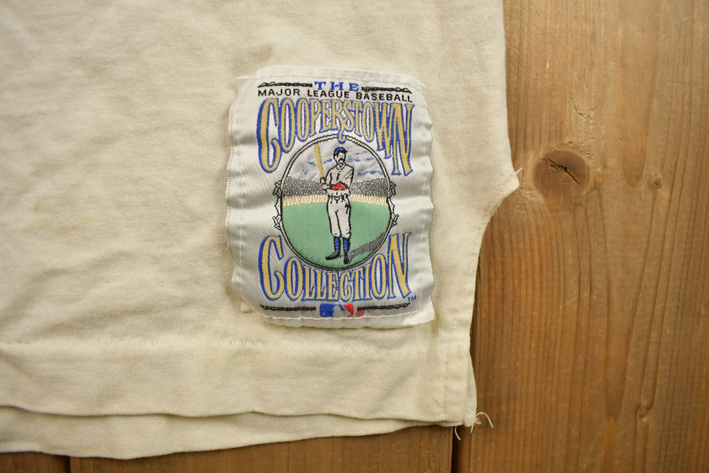 Vintage 1980s Johnny Bench Cooperstown Collection MLB Graphic T-Shirt