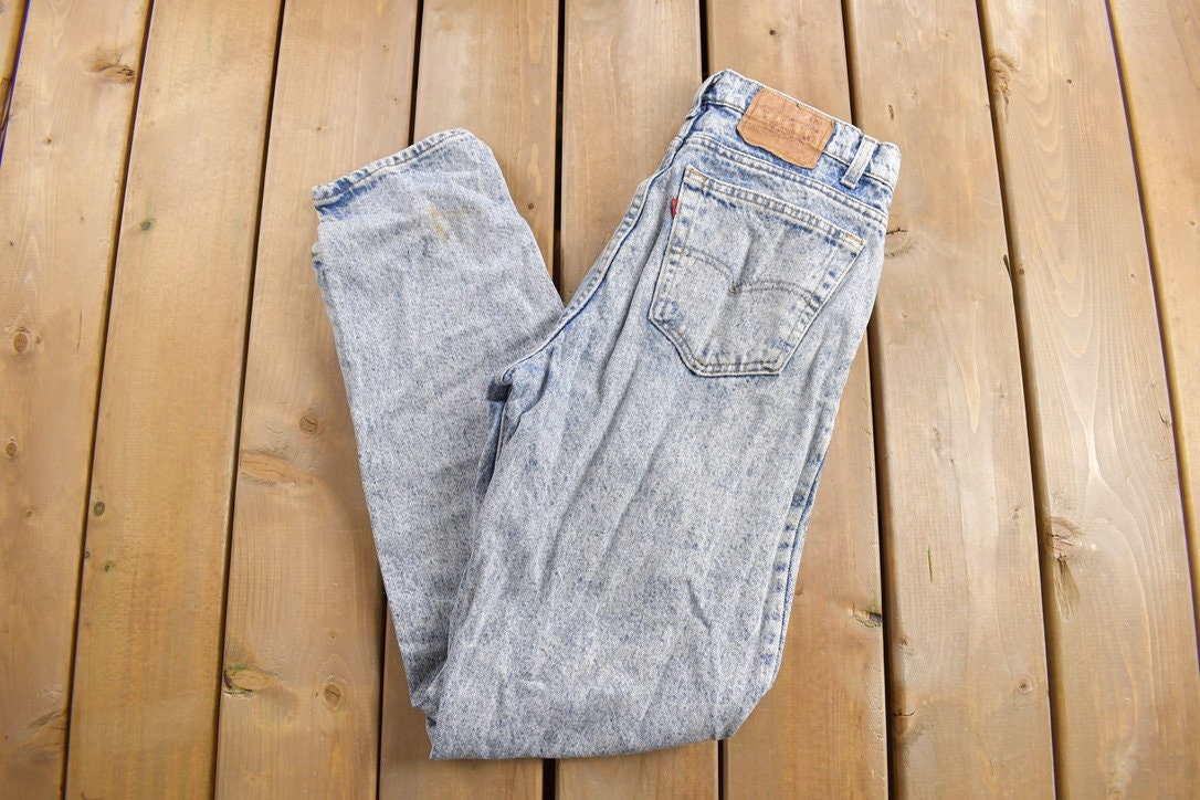 Vintage 1990s Levi's Red Tab Denim Jeans Size  32 x 32