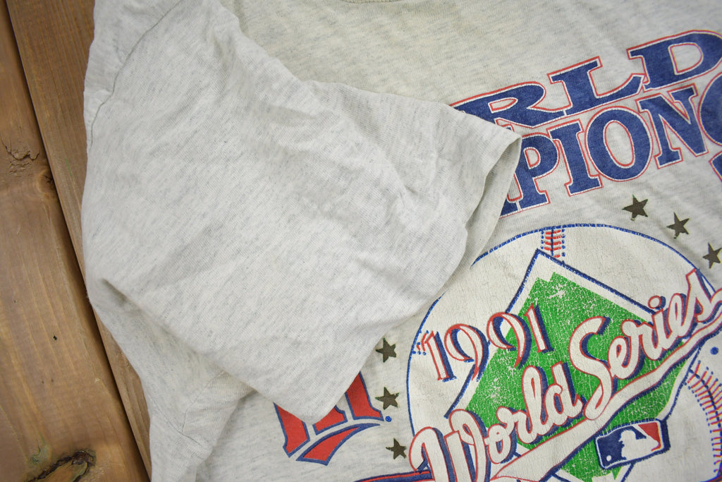 Vintage 1991 Minnesota Twins MLB World Champions Graphic T-Shirt