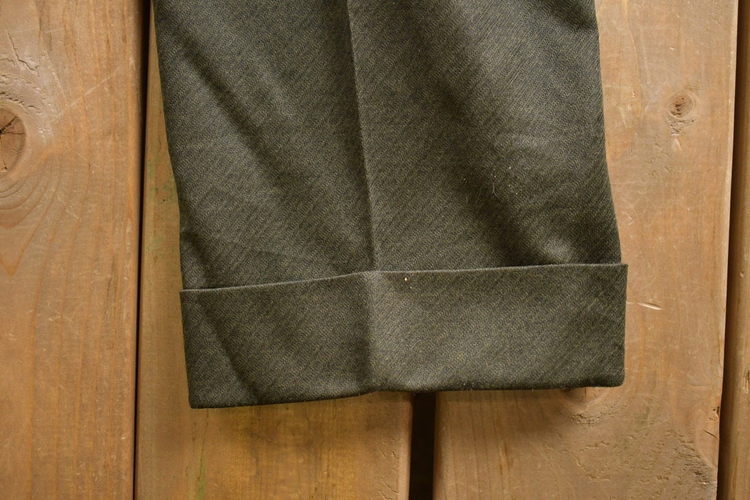 Vintage 1970s Higgins Slacks Green Pleated Trousers Size 34 x 30