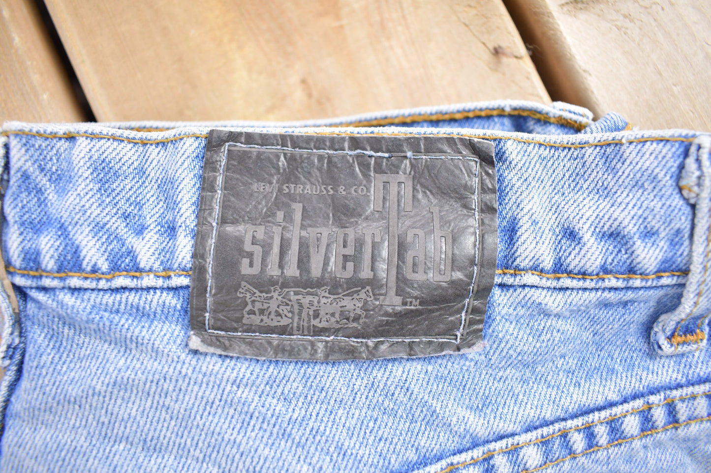 Vintage 1990s Levi Silver Tab Straight Loose Jeans Size 32 x 30 / 90s Silvertabs / Streetwear / Baggy Jeans / Vintage Levi's