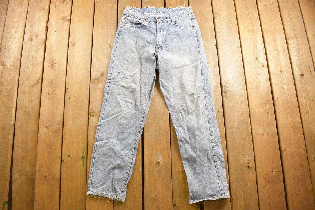 Vintage 1990s Levi's Red Tab Jeans Size 32 x 31