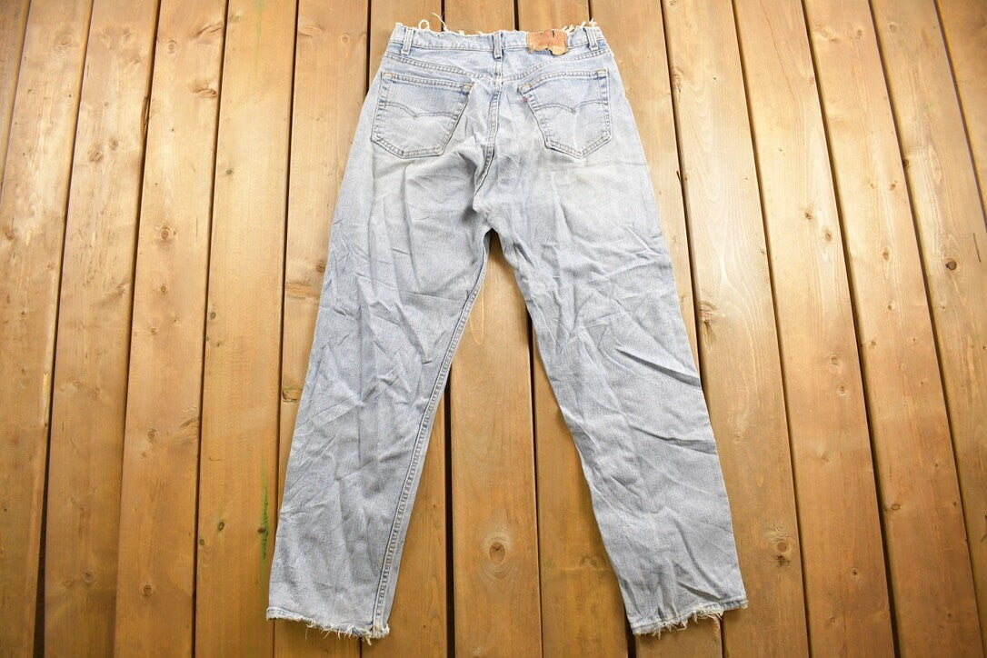 Vintage 1990s Levi's Red Tab Jeans Size 32 x 31