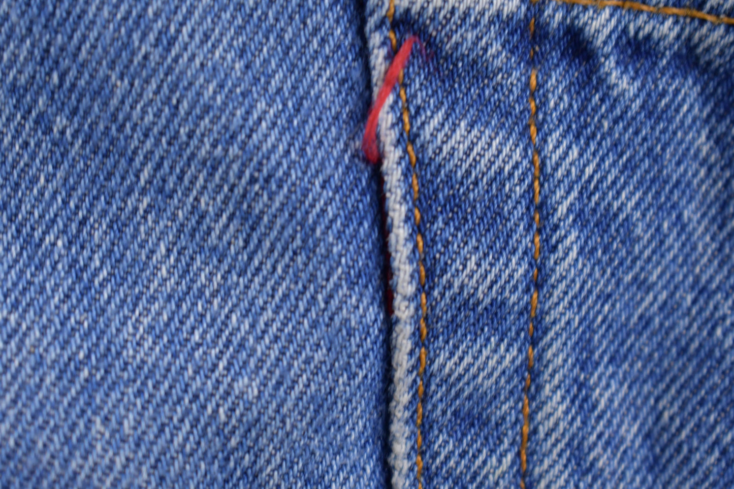 Vintage 1990s Levi's 501 Red Tab Jeans Size 31 x 36 / Blue / Mid Wash / Vintage Denim  / Made In USA / 80s Levi's / Straight Cut