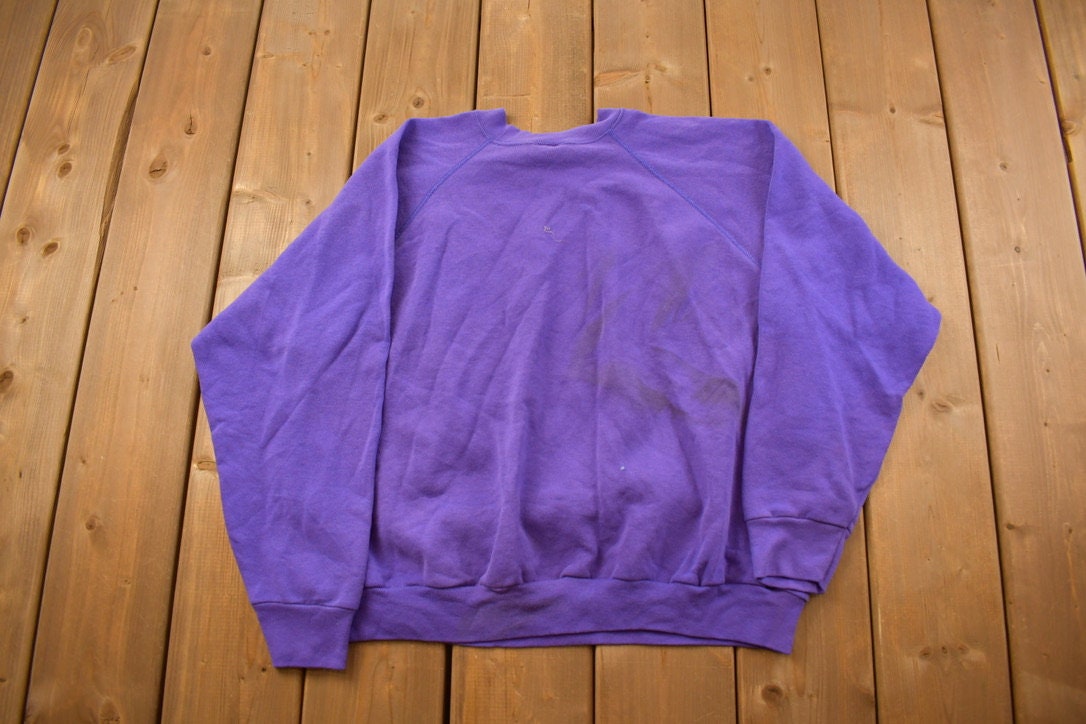 Vintage 1990s Blank Purple Crewneck Sweatshirt / 90s Crewneck / Vintage Sweater / Essential / Streetwear / 90s Blank