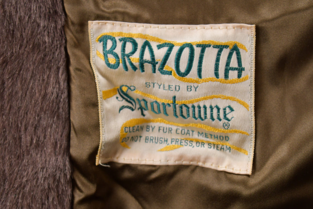 Vintage 1960s Brazotta Sportowne Fur Coat