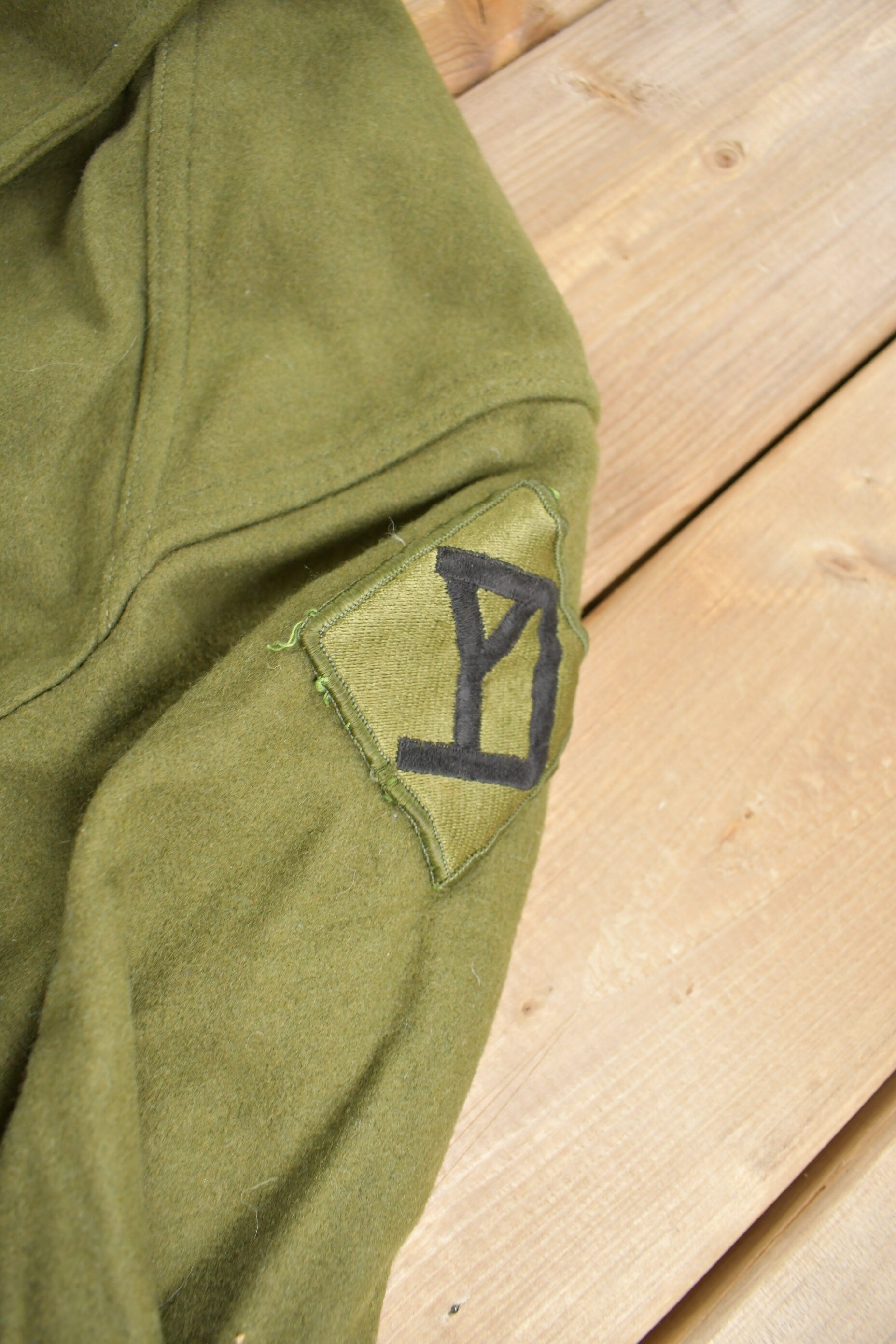 Vintage 1940s WW2 American Wool Button Up Infantry Shirt