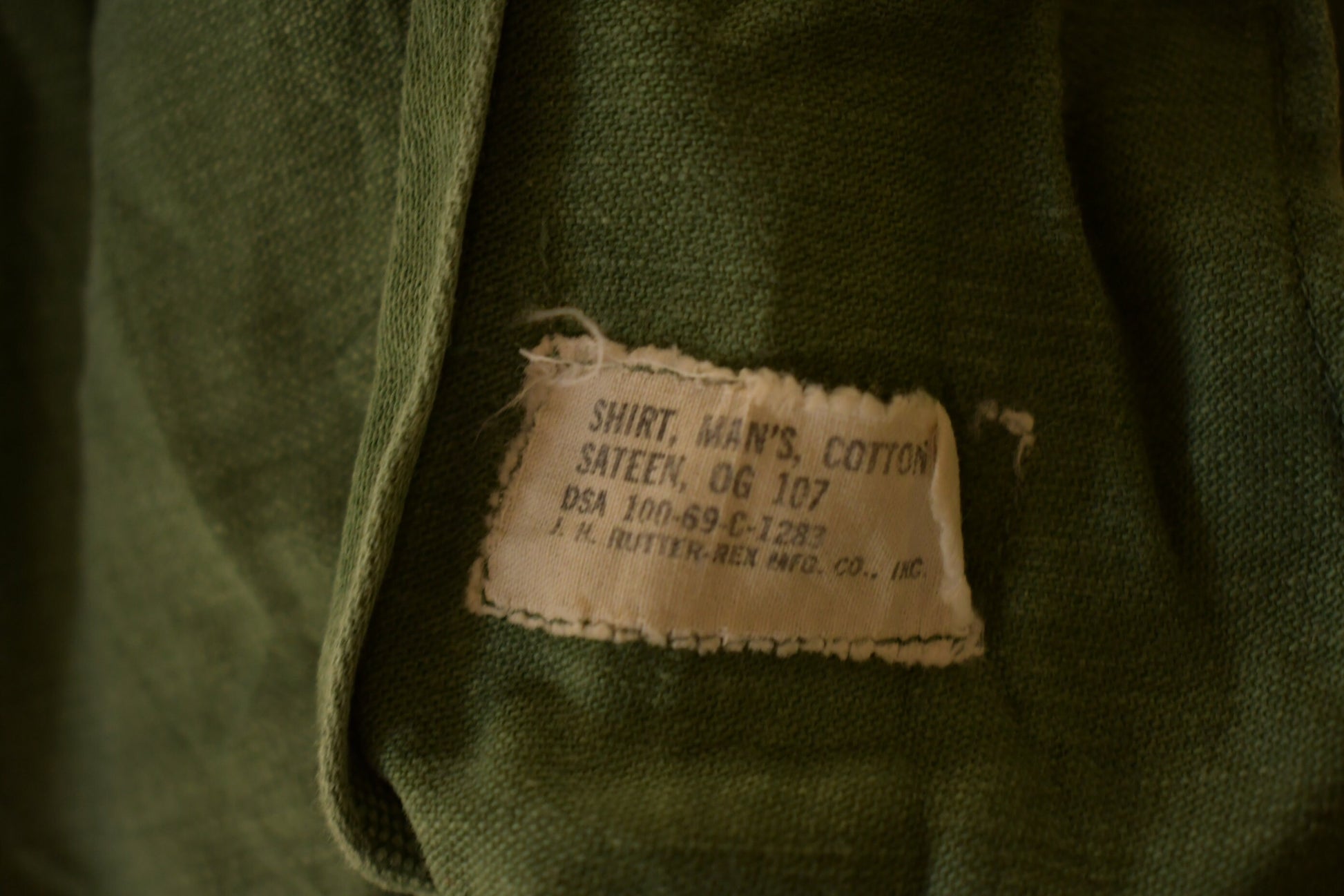 Vintage 1969 OG-107 US Military Sateen Shirt