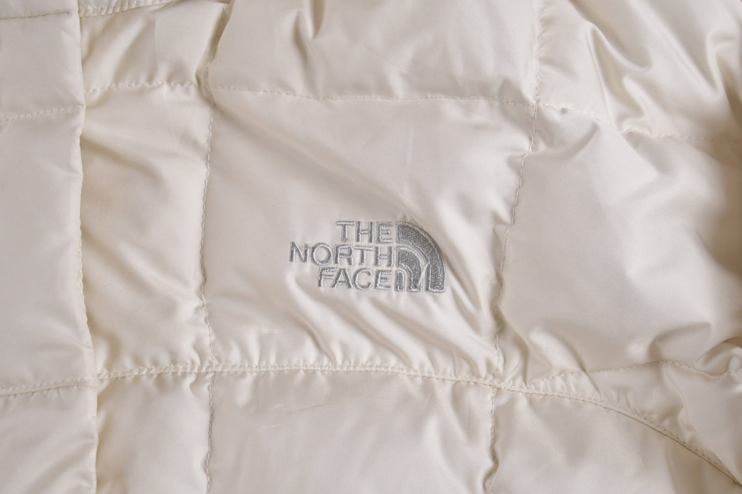 Vintage 1990s The North Face 600 Women's Long Puffer Jacket / White / Goose Down Fill / Vintage Bubble Jacket / Winter / Streetwear