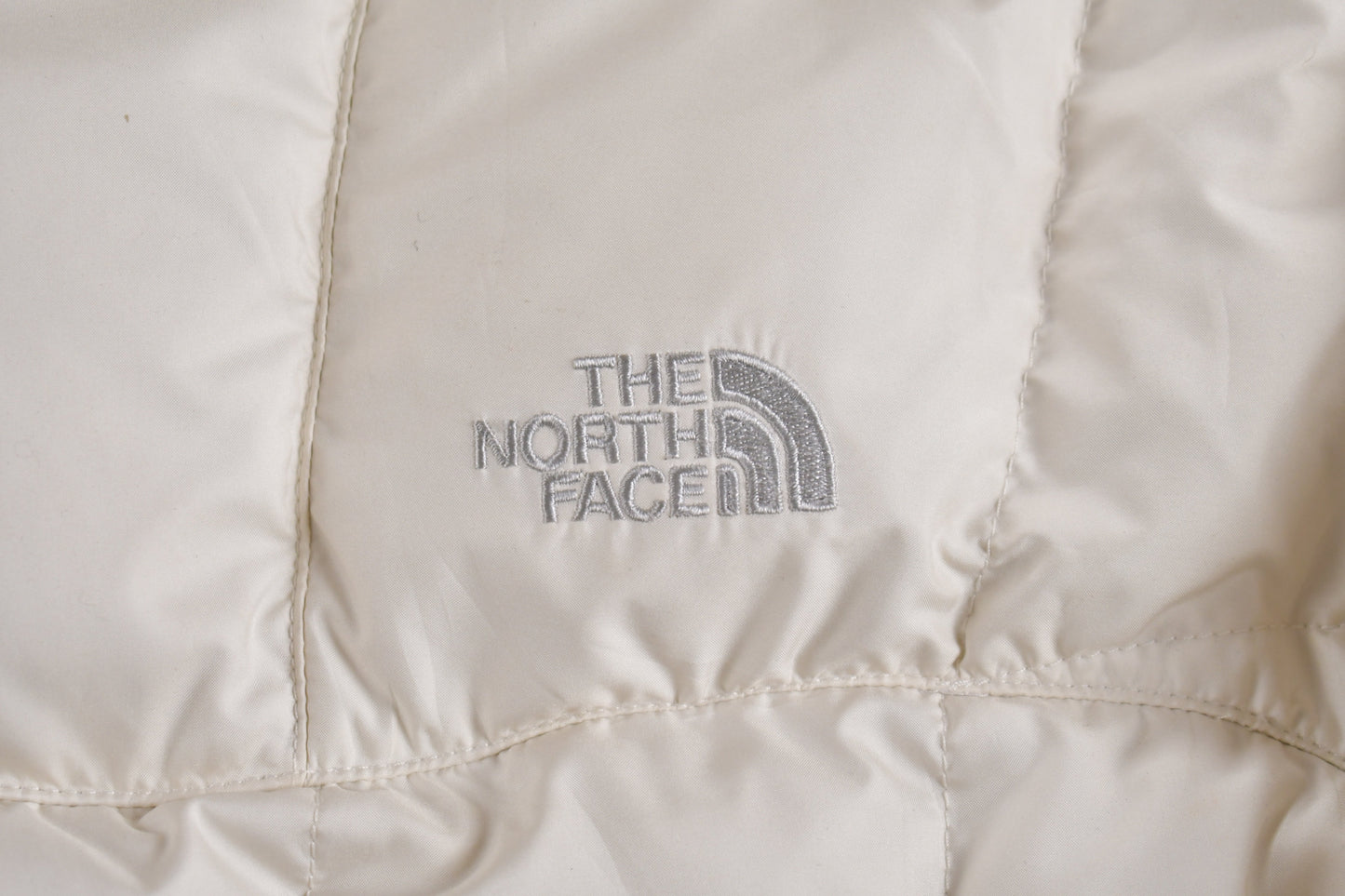 Vintage 1990s The North Face 600 Women's Long Puffer Jacket / White / Goose Down Fill / Vintage Bubble Jacket / Winter / Streetwear