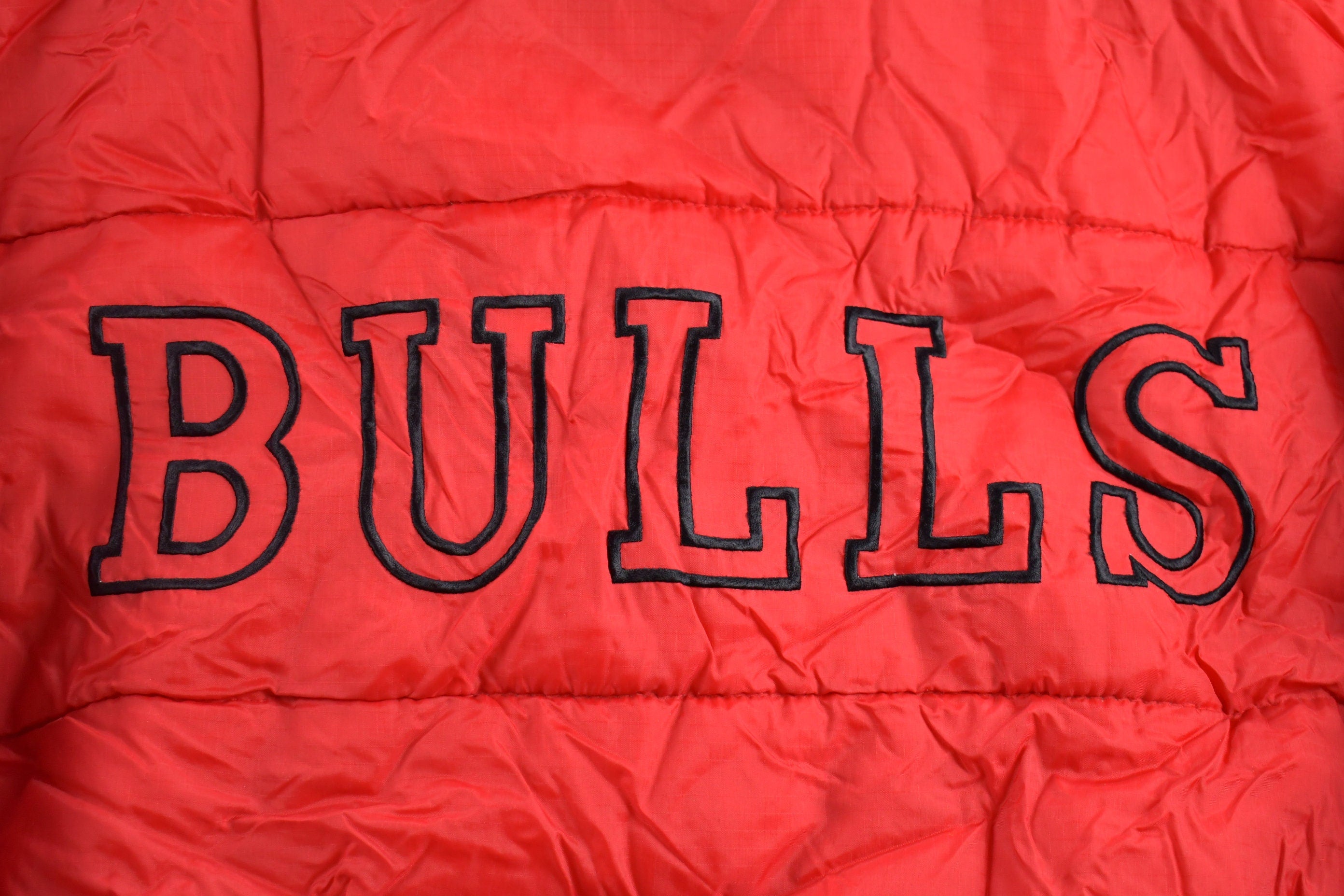 Vintage 1990s Reversible Chicago Bulls NBA Pro Player Puffer Jacket