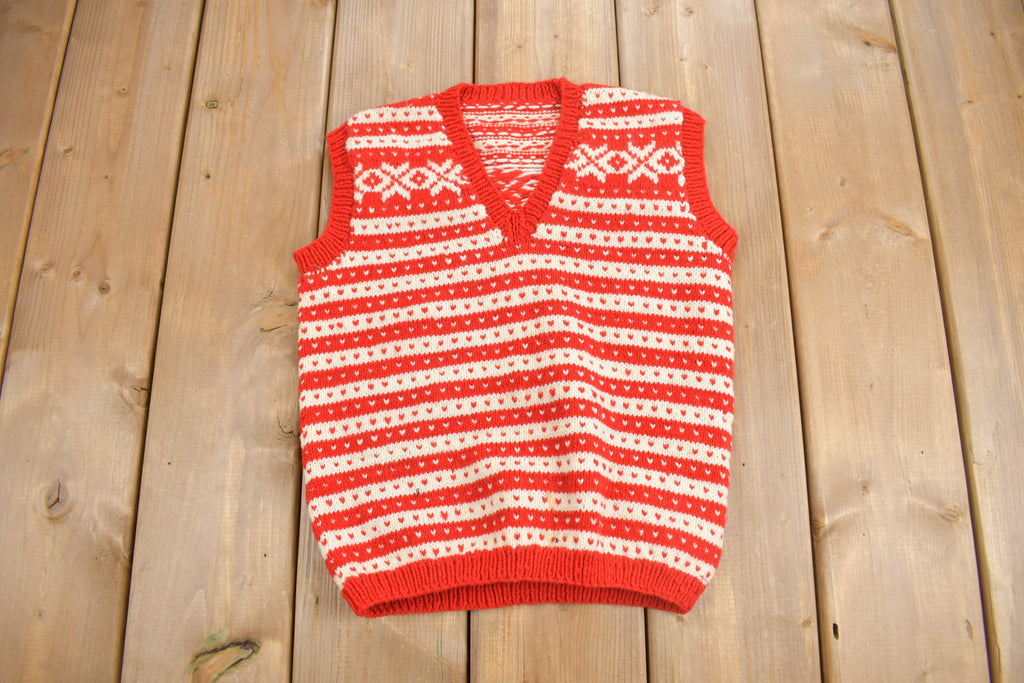 Vintage 1970s Heart Theme Knit Sweater Vest