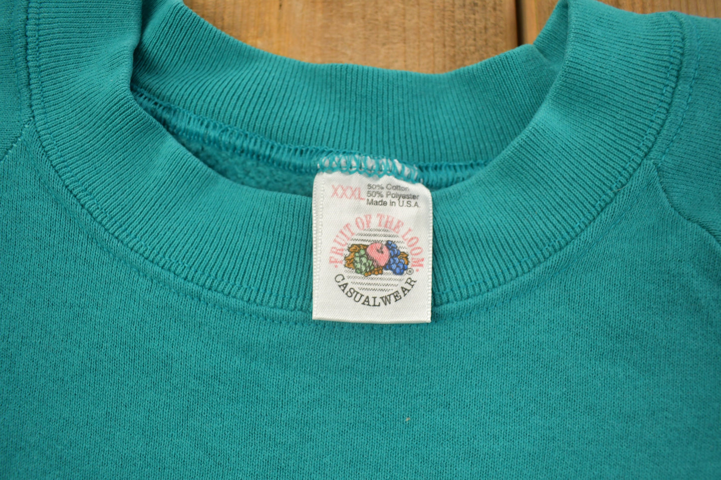 Vintage 1990s Fruit Of The Loom Blank Crewneck Sweatshirt / 90s Crewneck / Made In USA / Essential / Streetwear / 90s Blank