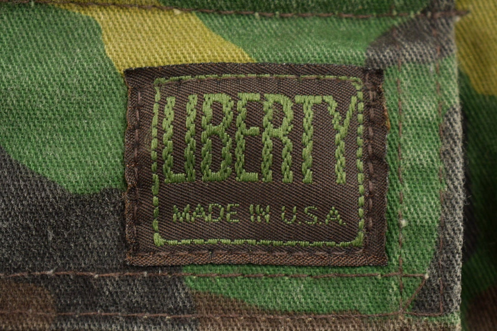 Vintage 1990s Liberty Woodland Camo Cargo Pants Size 32 - 34 x 32