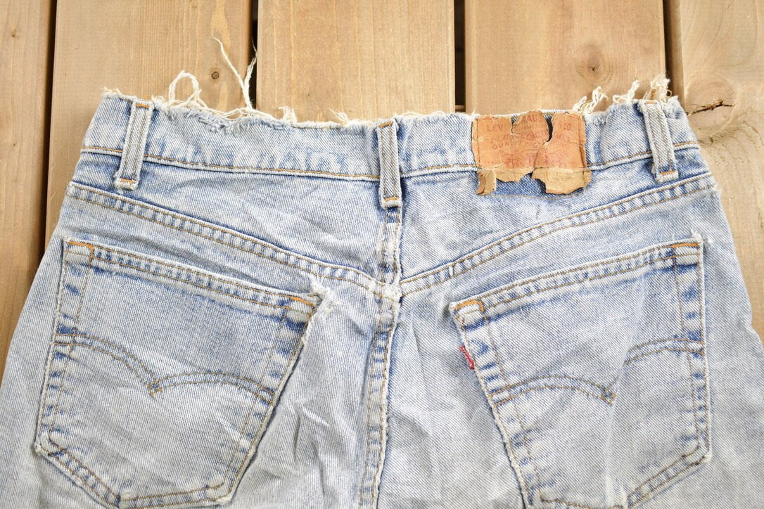 Vintage 1990s Levi's Red Tab Jeans Size 32 x 31