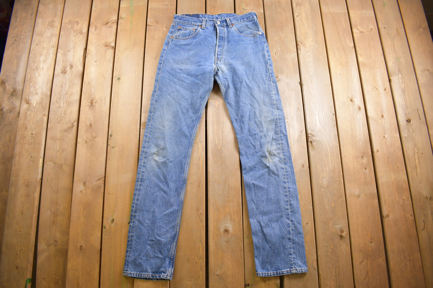 Vintage 1990s Levi's 501 Red Tab Jeans Size 31 x 36 / Blue / Mid Wash / Vintage Denim  / Made In USA / 80s Levi's / Straight Cut