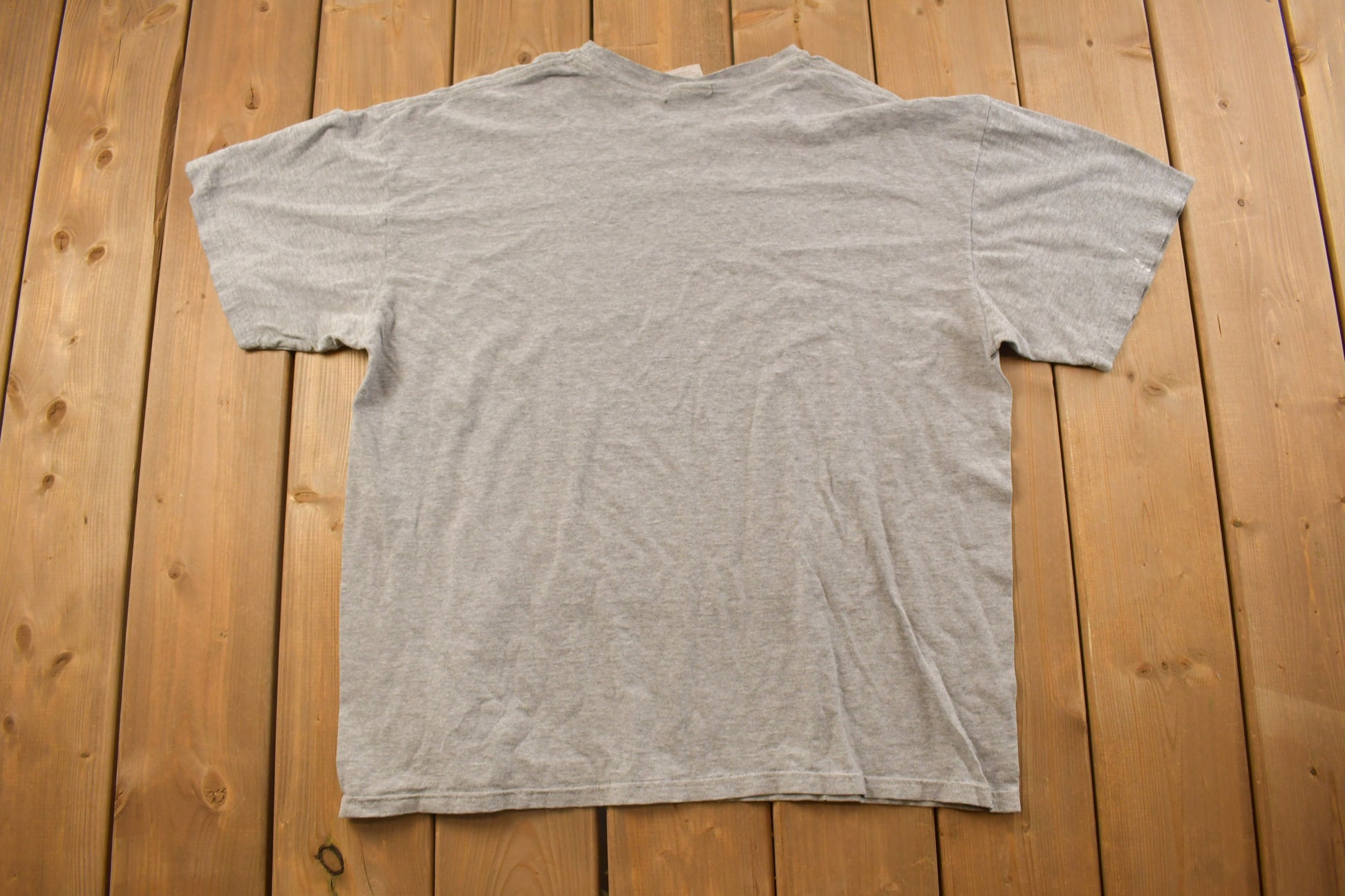 Vintage 1990s Nike Logo Graphic T-Shirt