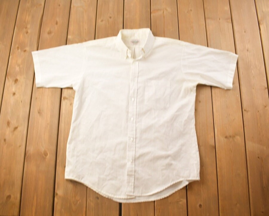 Vintage 1990s Oxford University Blank White Button Up Shirt / 1990s Button Up / Vintage Flannel / Basic Button Up