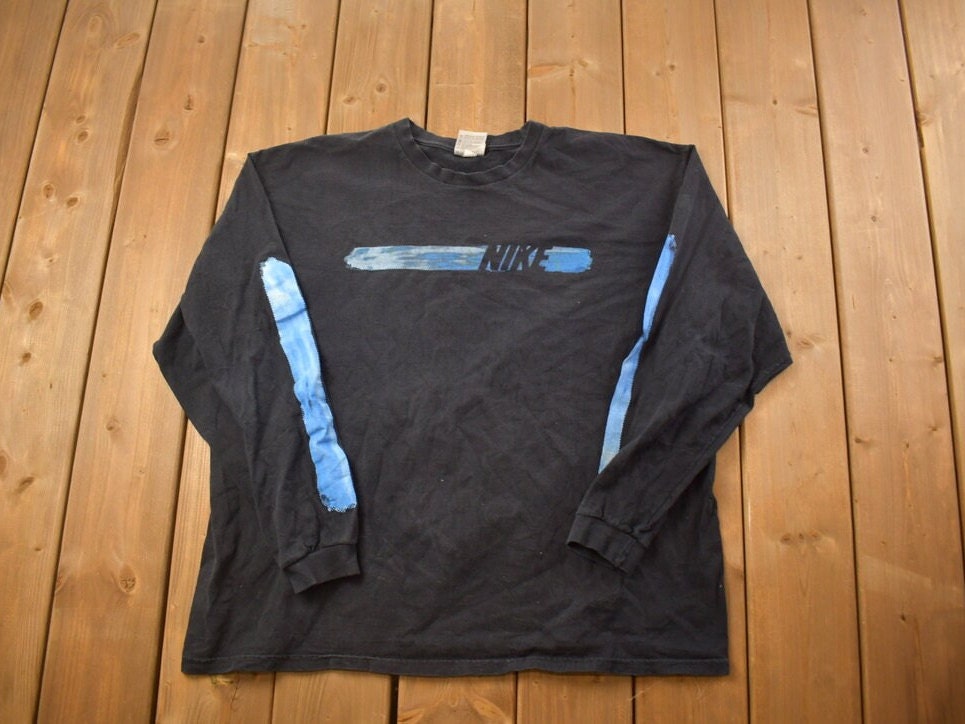 Vintage 1990s Nike Graphic Long Sleeve Shirt