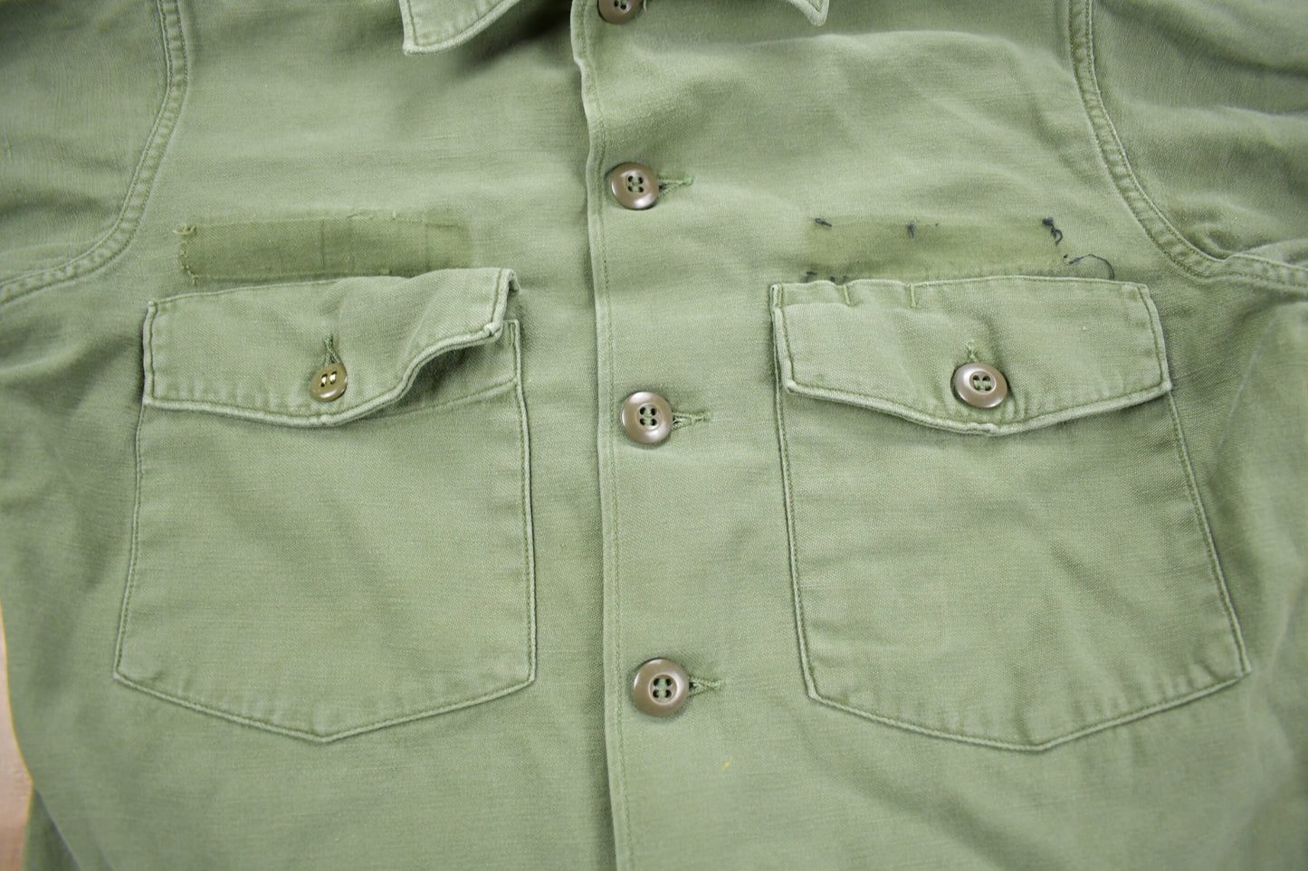 Vintage 1967 OG-107 US Air Force Military Sateen Shirt / Combat Shirt / Vietnam Era / True Vintage