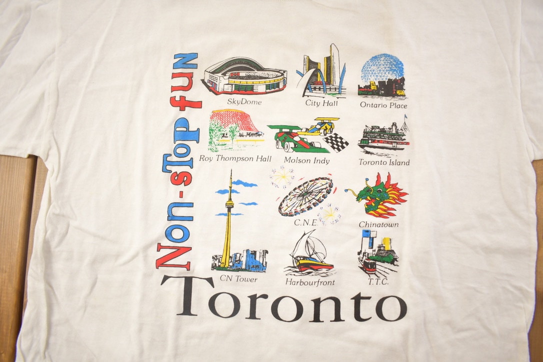 Vintage 1990s Deadstock Toronto Canada Novelty T-Shirt / 90s / Streetwear Fashion / Deadstock / Vacation Tee / Travel & Tourism