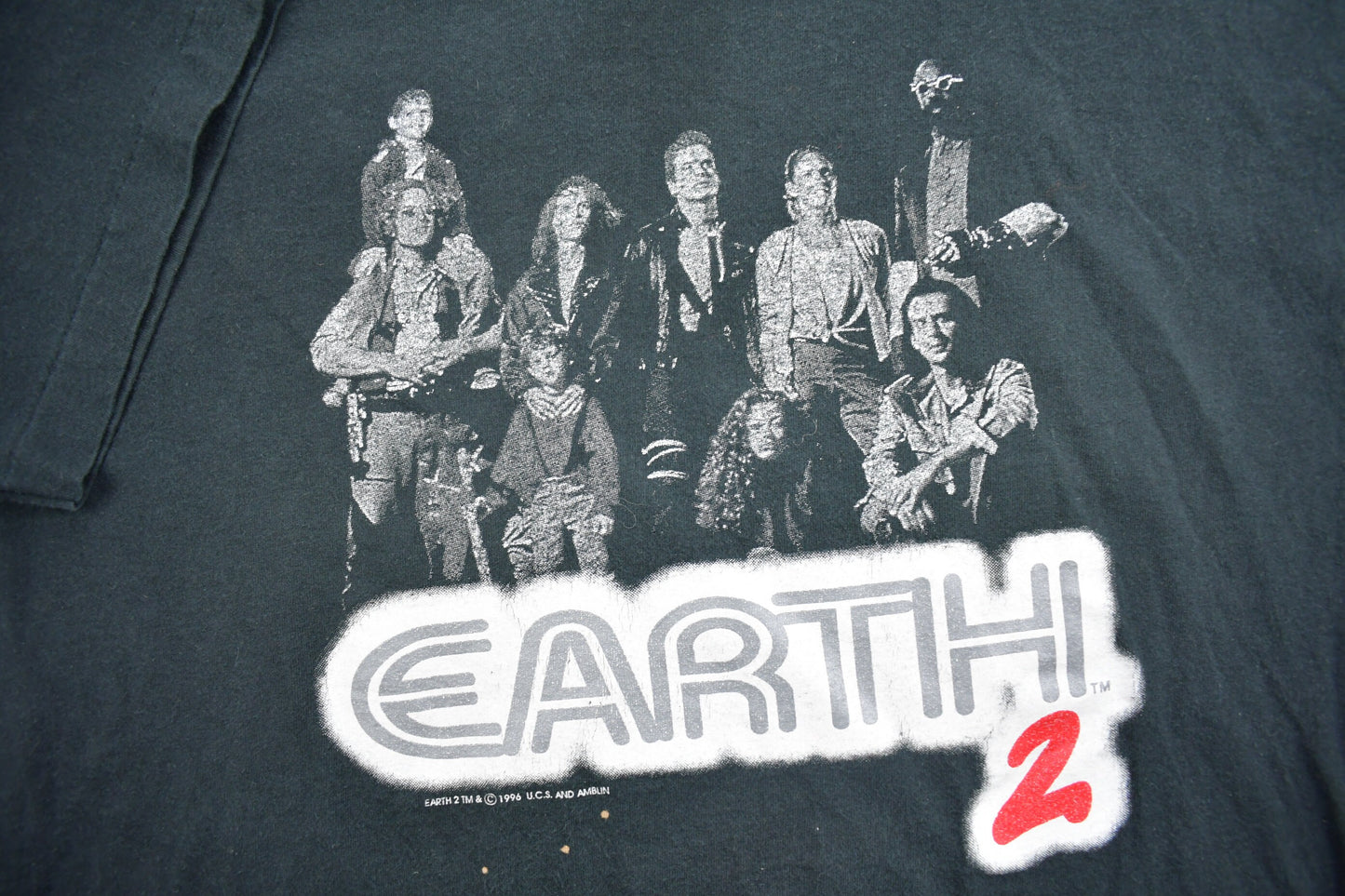 Vintage 1996 Earth 2 TV Promo T-shirt / Vintage Televison Tee / Made In USA / Single Stitch / Rare Vintage