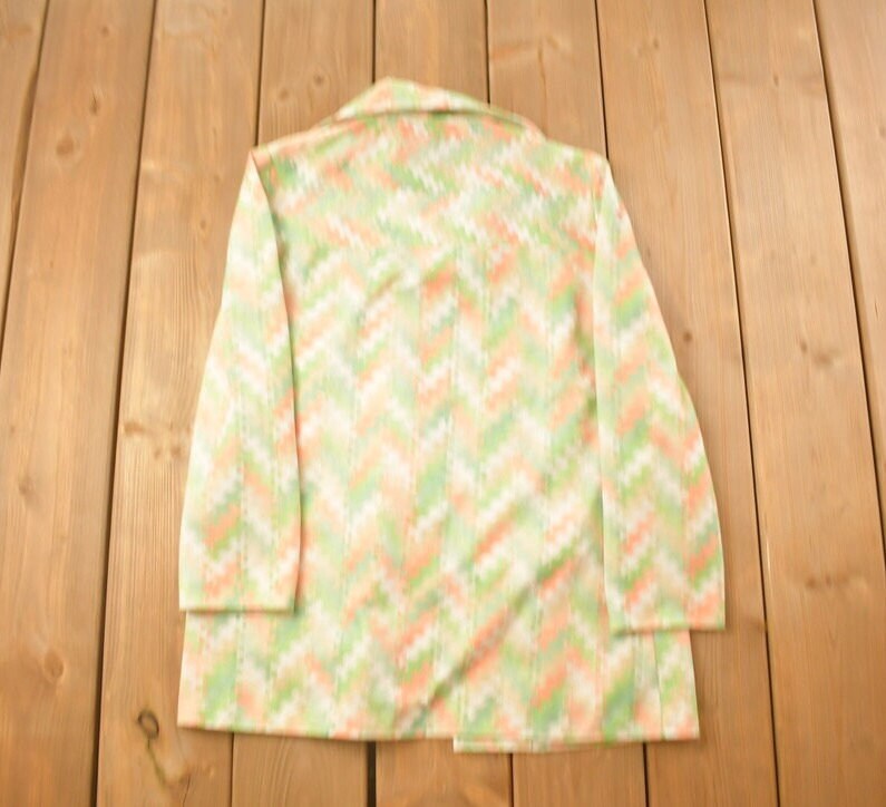 Vintage 1970s Buttonless Abstract Pattern Shirt