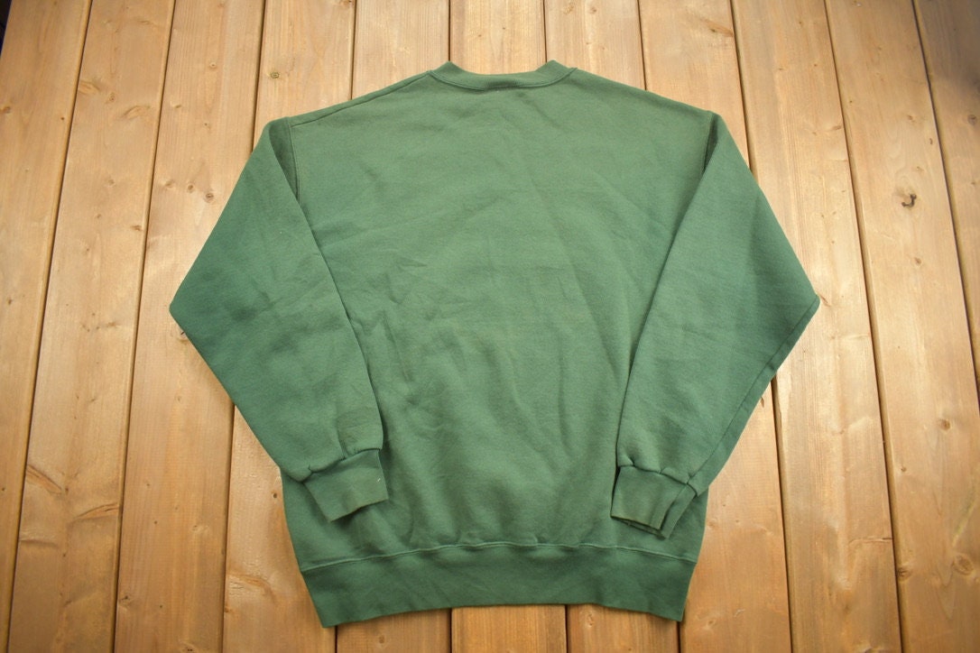 Vintage 1990s Illinois Wesleyan University Collegiate Alumni Crewneck / Embroidered / NCAA Sweatshirt / Sportswear / Americana