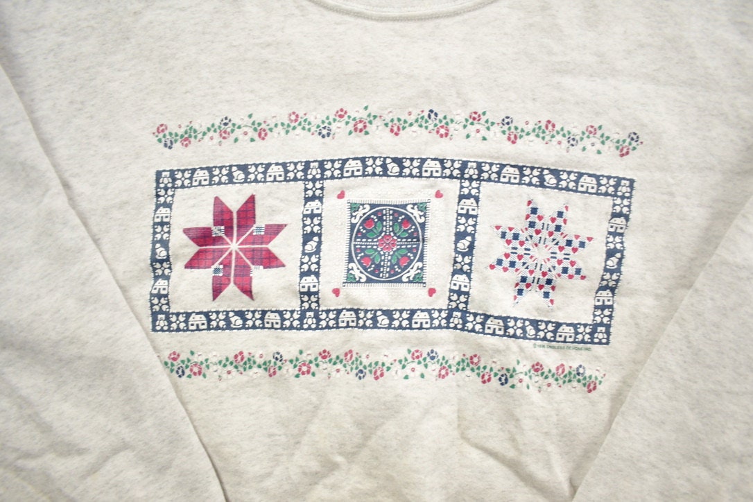 Vintage 1990s Abstract Snowflake Themed Crewneck Sweatshirt