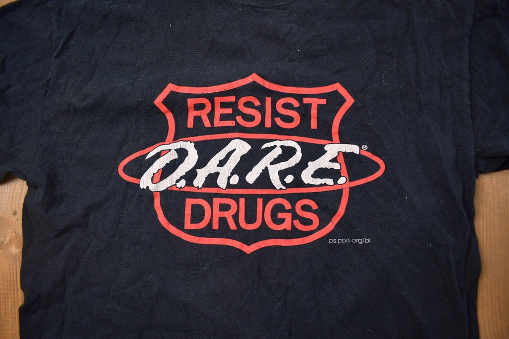 Vintage 1990s D.A.R.E Resist Drugs Graphic T Shirt