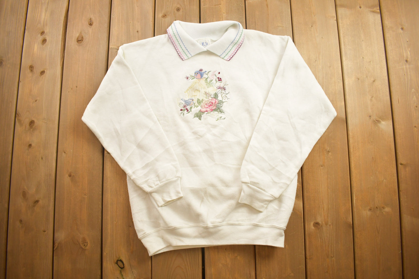 Vintage 1990s Cute Birds And Flowers Collard Crewneck Sweatshirt