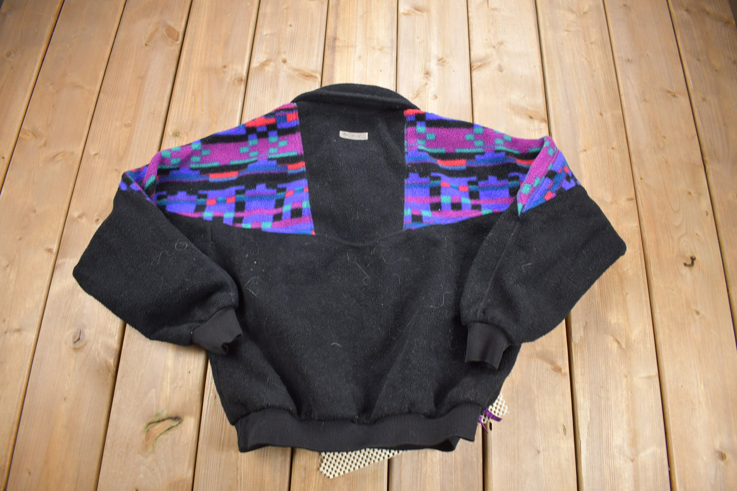 Vintage 1990s Columbia Quarter Zip Fleece Ladies Sweatshirt / Made In USA / Sportswear / Outdoorsman / Streetwear / Aztec Pattern / Hiking