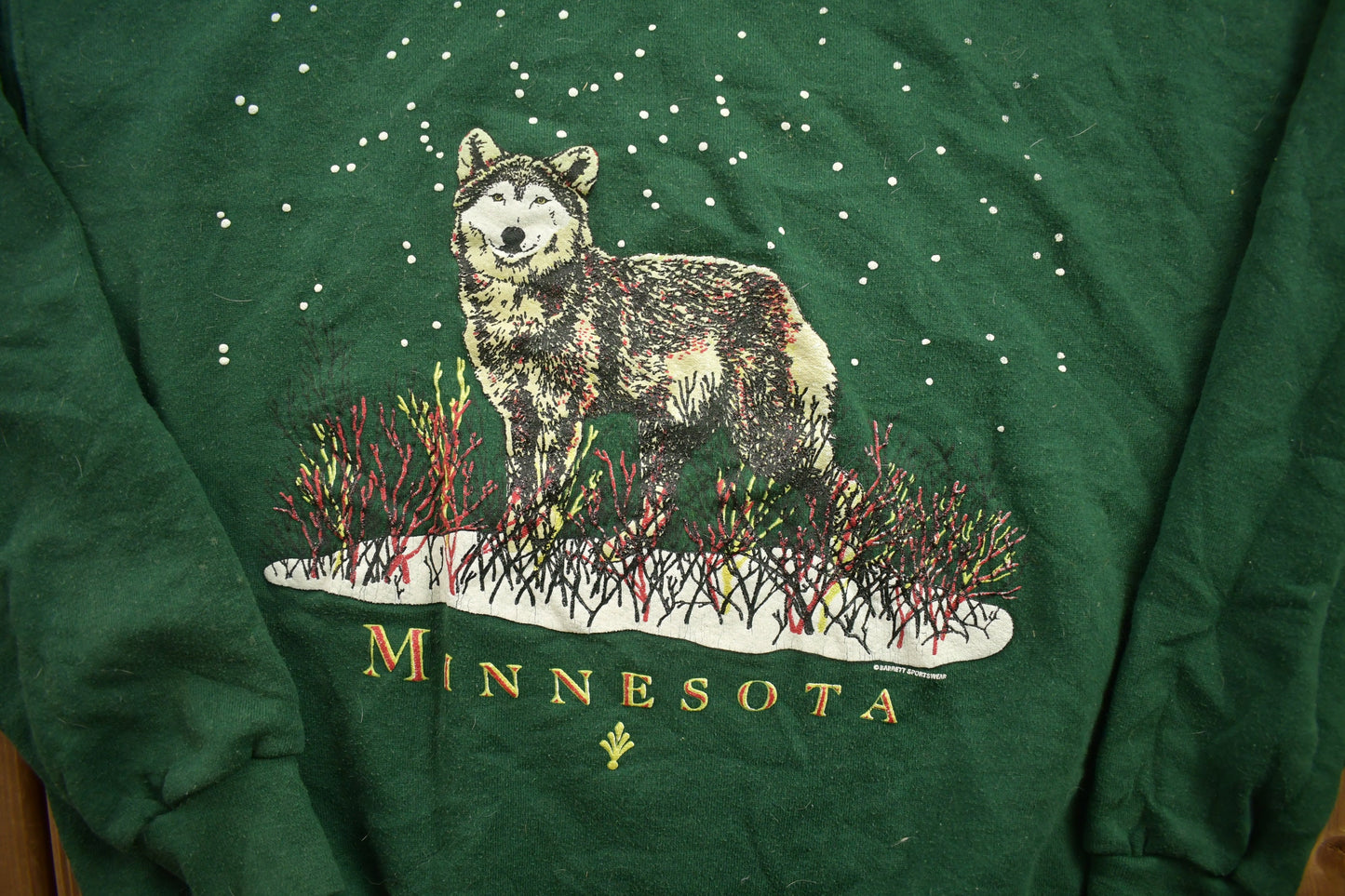 Vintage 1990s Minnesota Wolf Crewneck Sweatshirt