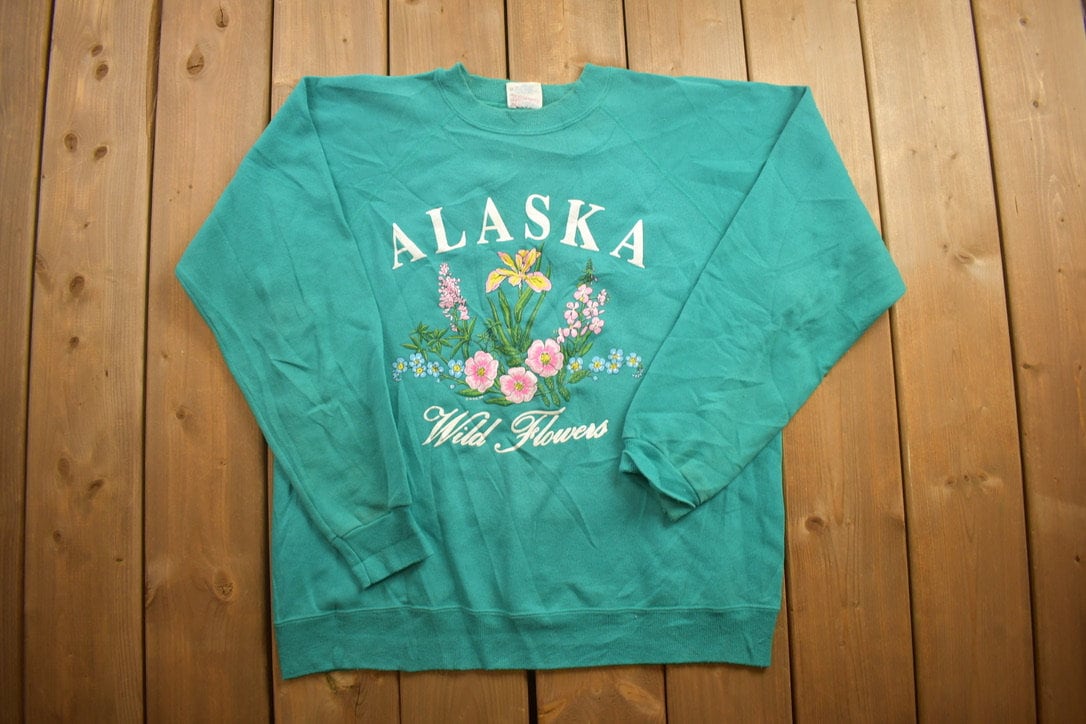 Vintage 1990s Alaska Wild Flowers Crewneck Sweatshirt