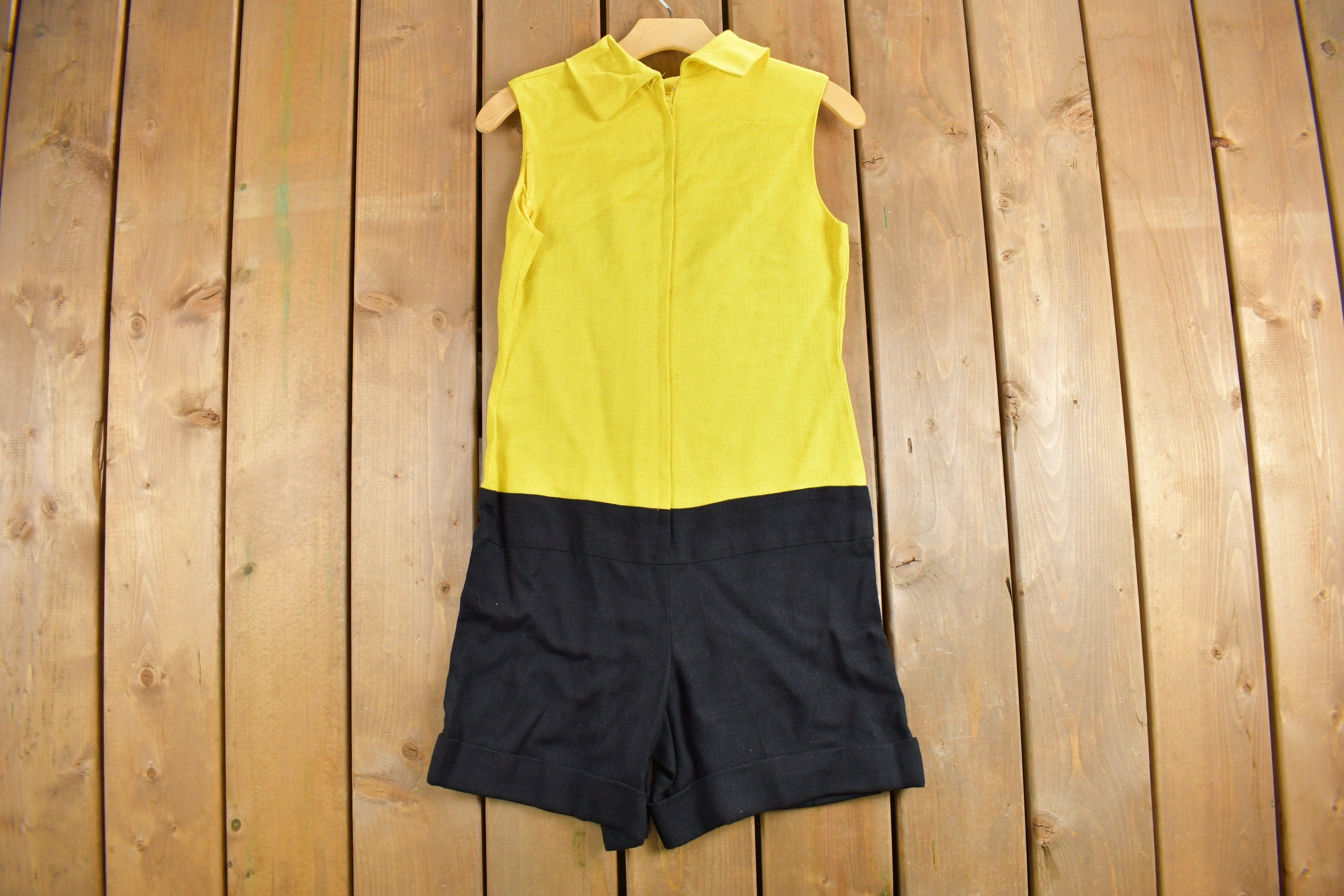 Vintage 1970s Bandbox Zip Up Sleeveless Nylon Romper