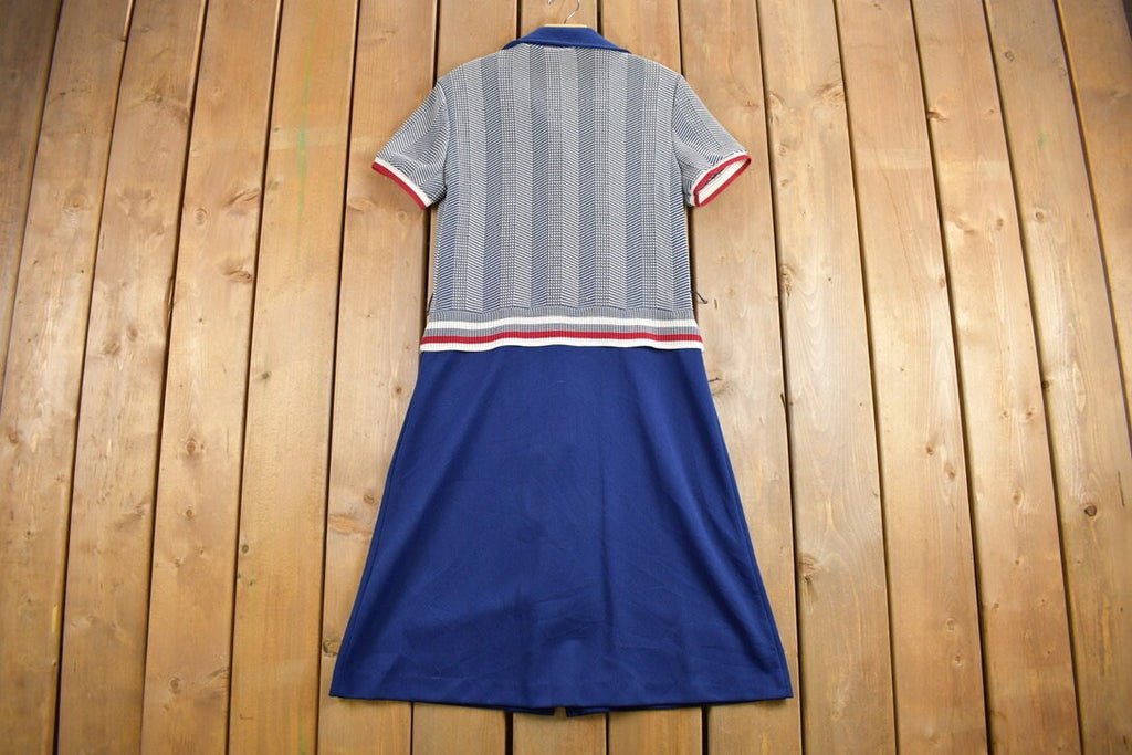 Vintage 1960s Short Sleeve Shirt Dress