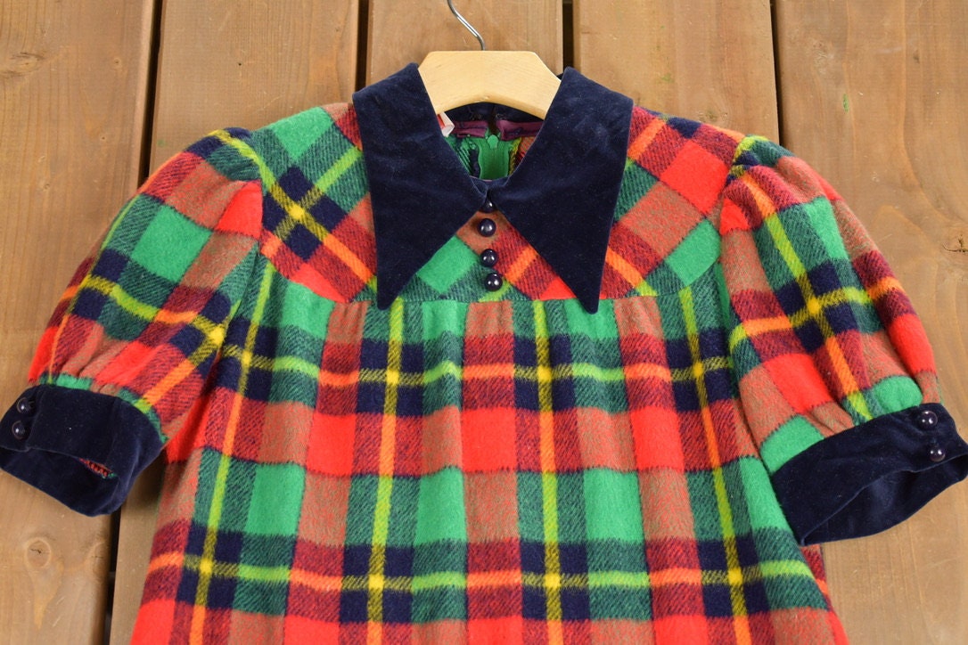 Vintage 1970s Wool Plaid Dress /Robbie Rivers / Collar / True Vintage / Retro Womenswear / Mod Fashion