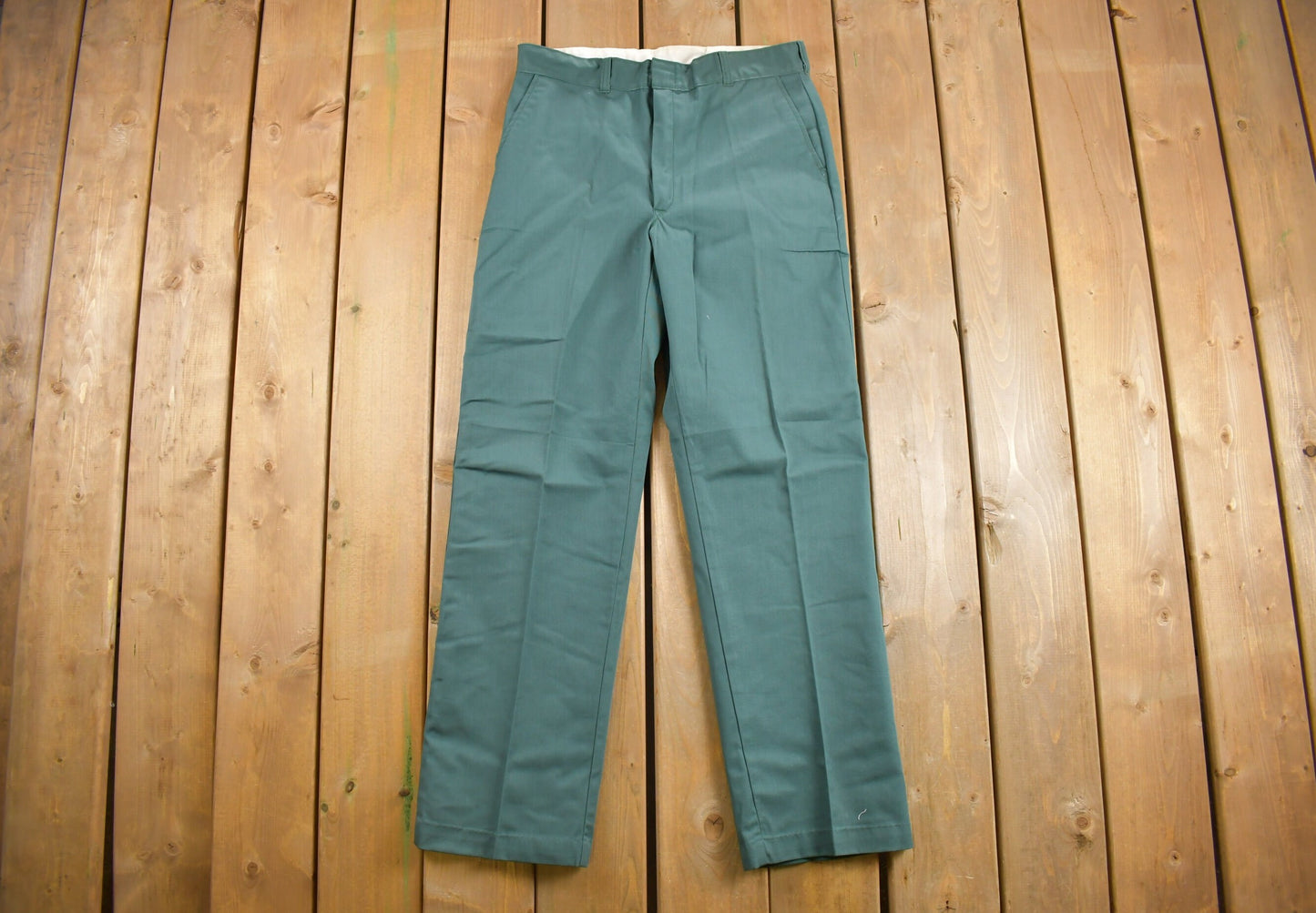 Vintage 1980s Pleated Trousers Size 33 x 32 / 80s Workwear / 1980s Pants / Olive Green / Made in Canada