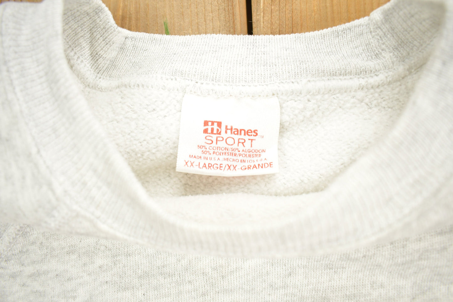 Vintage 1990s Blank Crewneck Sweatshirt / 90s Crewneck / Made In USA / Essential / Streetwear / 90s Blank