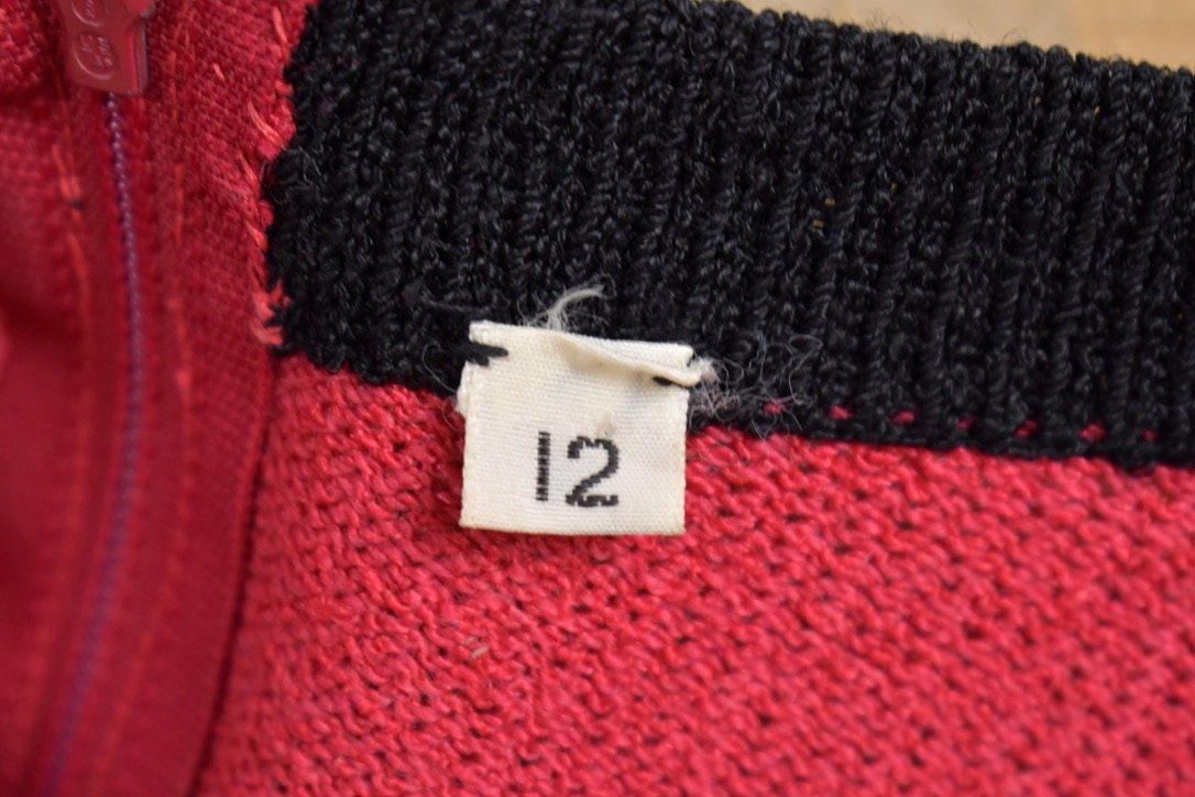 Vintage 1970s Oscar Hackman Knit Button Up Dress / True Vintage / Retr –  LOST BOYS VINTAGE
