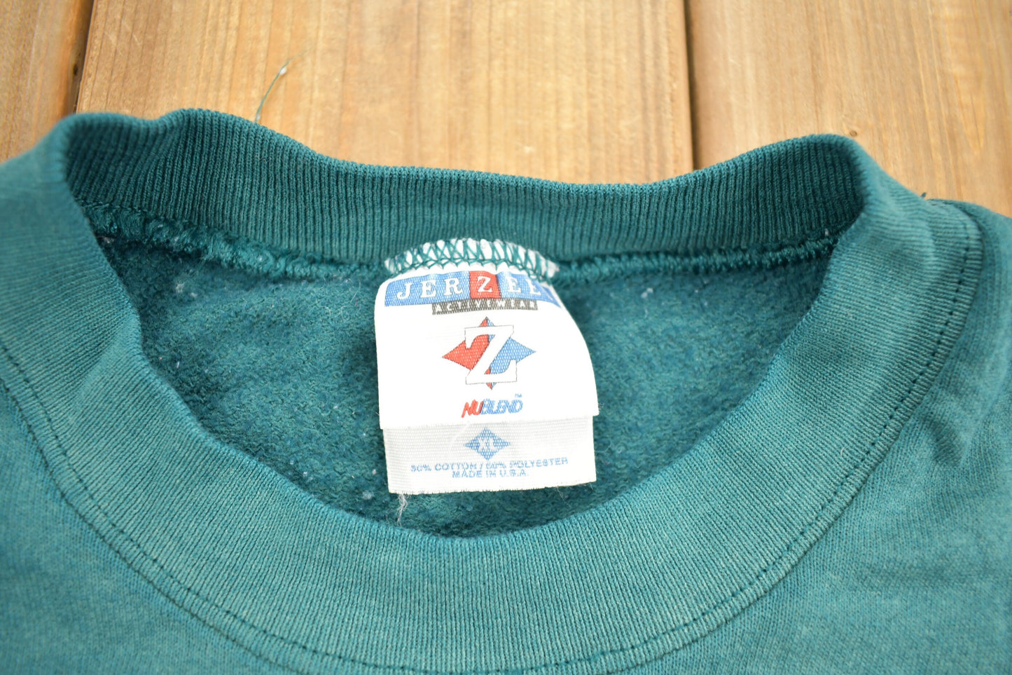 Vintage 1990s Jerzees Blank Green Crewneck Sweatshirt / 90s Crewneck / Made In USA / Essential / Streetwear / 90s Blank / Vintage Blanks