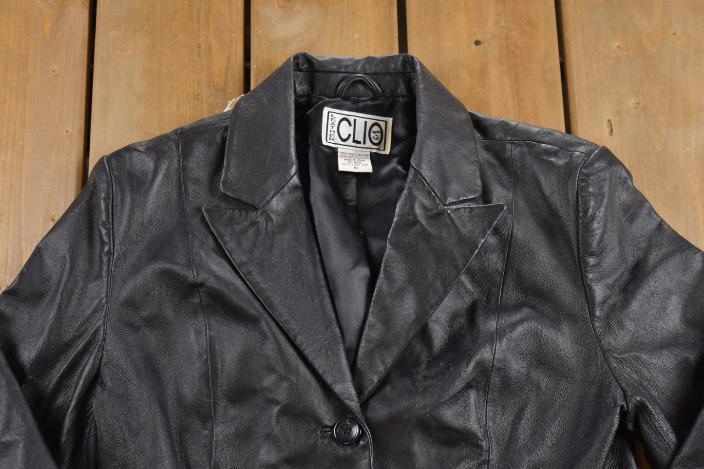 Vintage 1990s Leather Clio Leather Blazer Jacket / Fall Outerwear / Leather Coat / Winter Outerwear / Streetwear Fashion / Womans Blazer