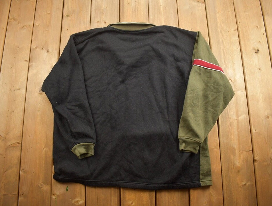 Vintage 1990s Highland Outfitters Blank Collard Sweatshirt