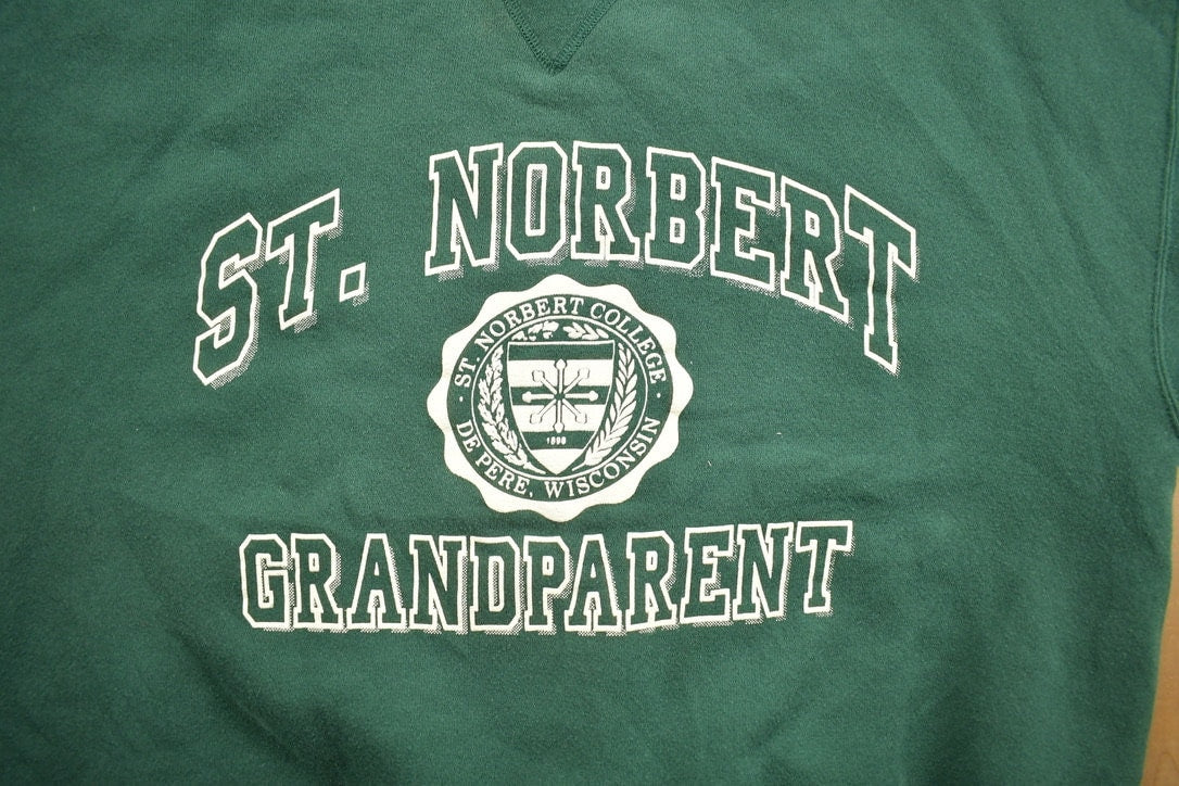 Vintage 1990s St. Norbert College Grandparent Collegiate Short Sleeve Crewneck