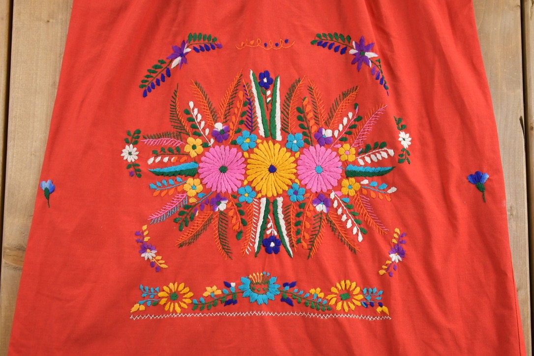 Vintage 1960s Hand Embroidered Mexican Dress