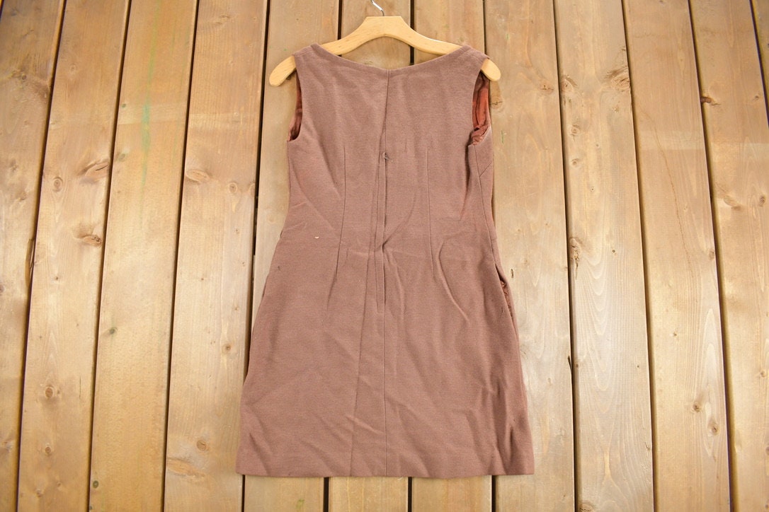 Vintage 1960s Debut Zip Up Sleeveless Nylon Romper